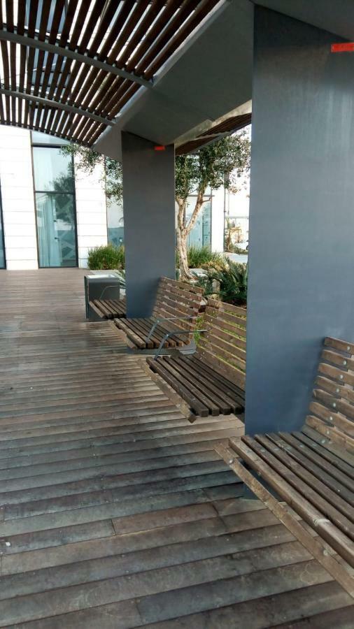 Oַ&O Group- Luxury Apt Tower Best Sea View บัตยัม ภายนอก รูปภาพ